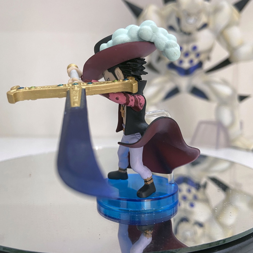 Mô hình chính hãng One Piece - WCF Mihawk - Supremacy Fullbox - Tem vàng