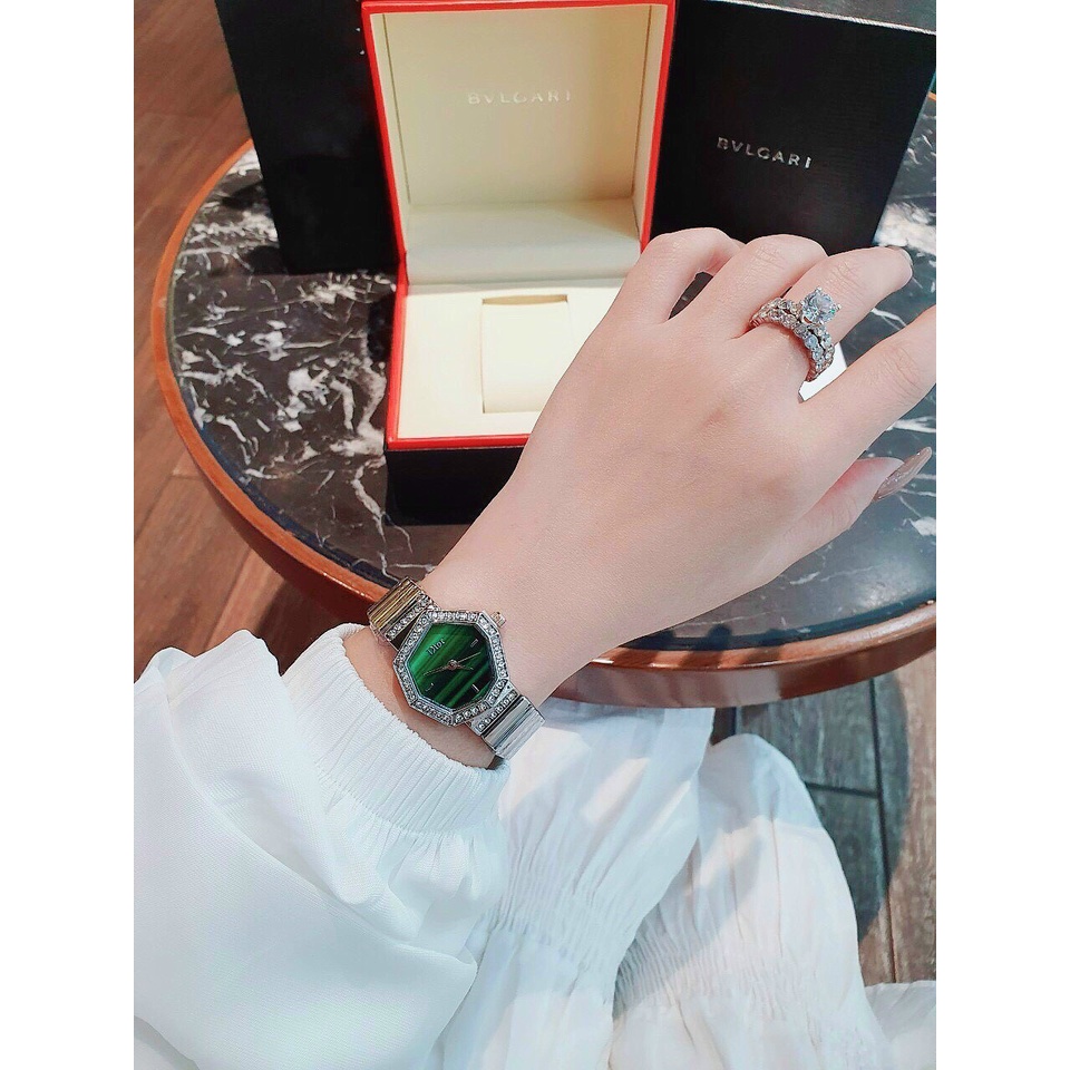 Đồng hồ nữ New size 30 mm dây khóa cài thép không gỉ 2 màu gold và silver thời trang sang trọng