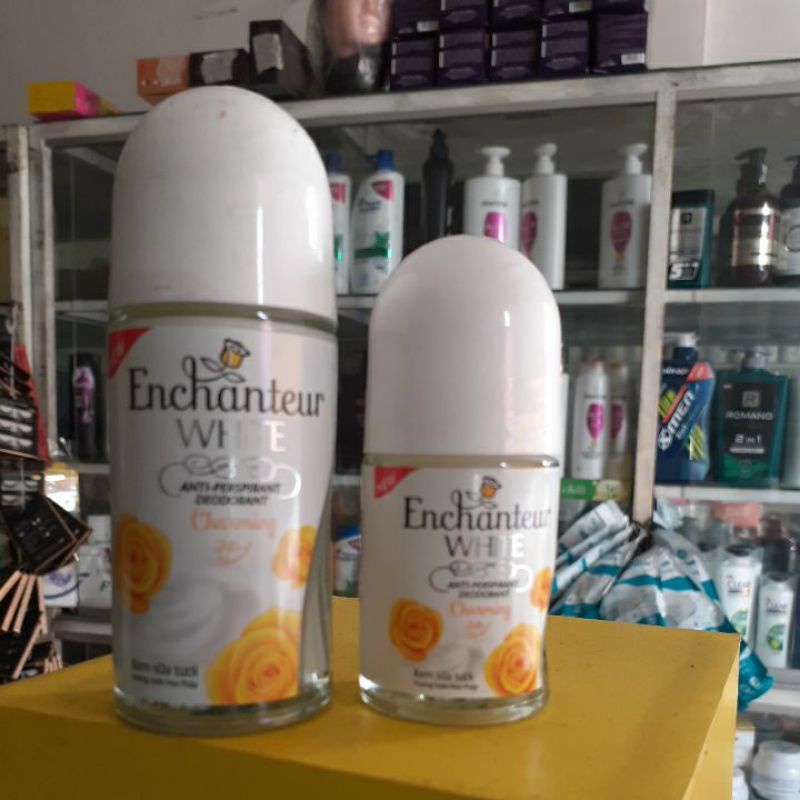 Lăn khử mùi trắng da Enchanteur
