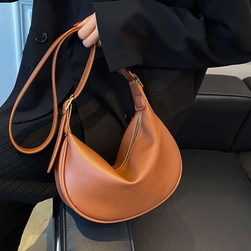 Túi Đeo Chéo Phong Cách Thời Trang Phương Tây Dành Cho Nữ