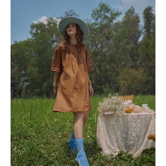 Đầm suông ngắn linen nâu tay phồng SY STORE