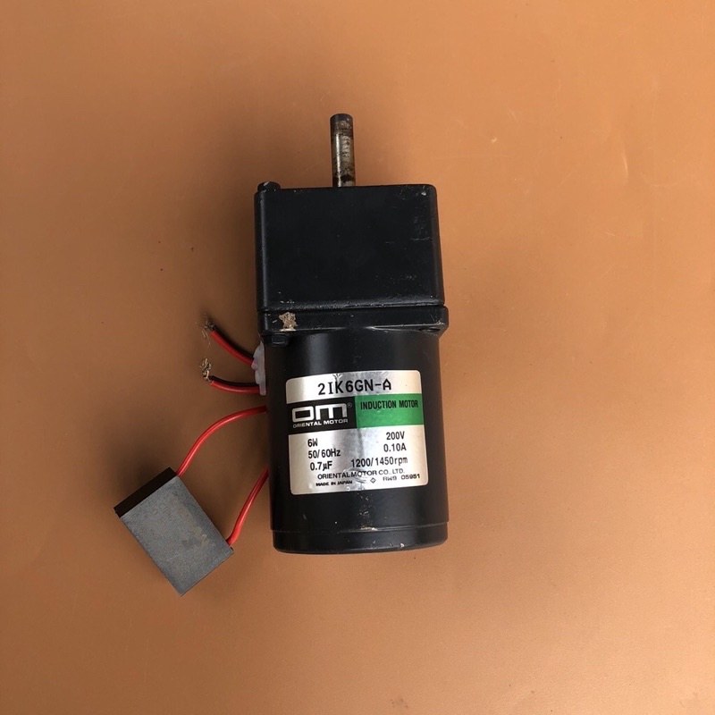 Mô tơ giảm tốc 6w hàng bãi nhật chạy điện 220v