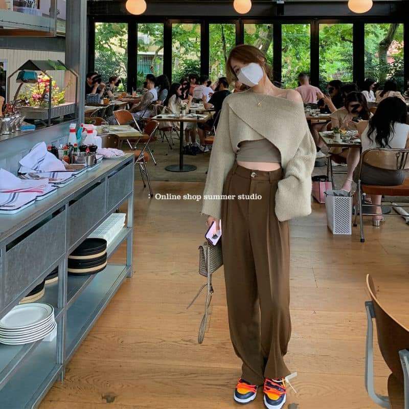 Áo Len Kèm Áo Bra