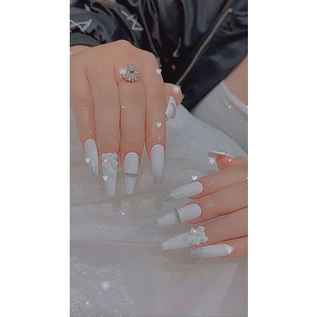 Nailbox trắng , Nail cô dâu - 10 móng kèm keo , dũa và giấy tẩm cồn