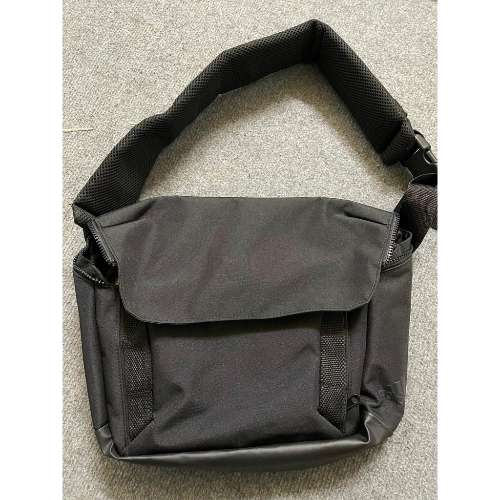 Túi đeo chéo nam nữ xuất xịn, túi đựng laptop 13 inch kích thước 25x35cm