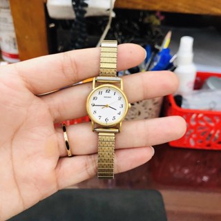 Đồng hồ nữ si nhật dáng dây chun hiệu Seiko