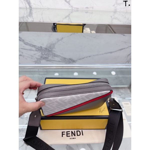 Túi đeo chéo nam 4 màu họa tiết sz23x15cm bản chuẩn đẹp nét căng fullbox