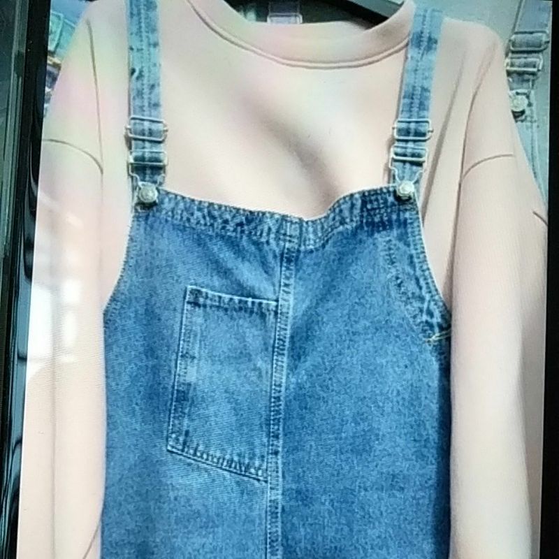 yếm jean dáng baggy