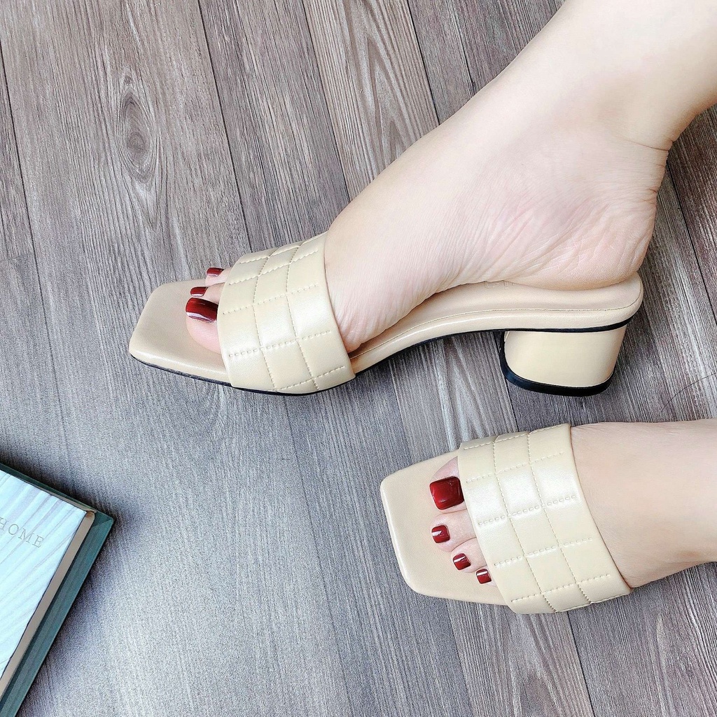 Dép cao gót nữ 5 phân đế vuông quai ngang họa tiết ô vuông Avela 49CG