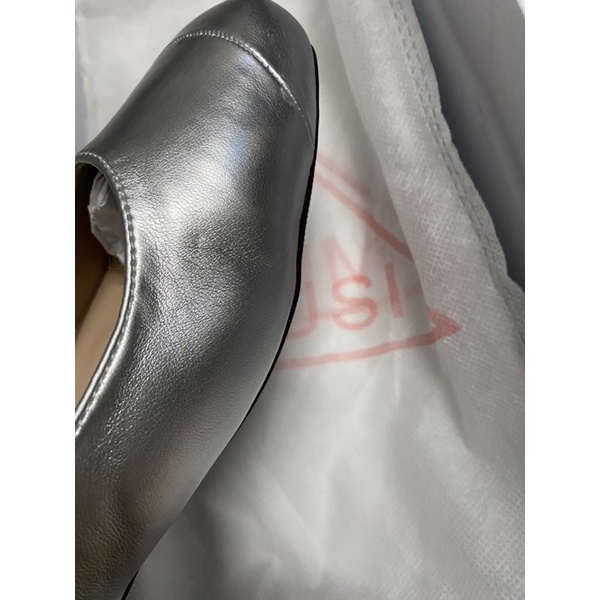 Giày sandals bạc mũi vuông