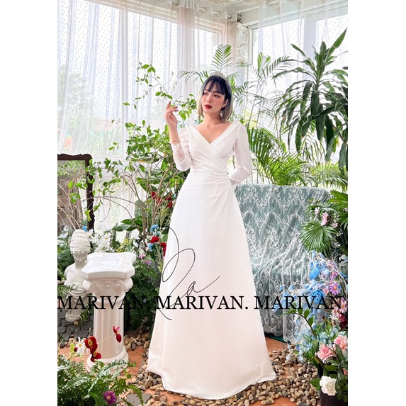 Đầm cưới MARIVAN tà đắp lưng chuỗi