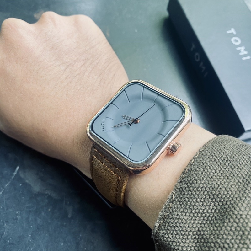 Đồng hồ nam mặt vuông dây da cao cấp chính hãng TOMIBIG phong cách trẻ trung năng động