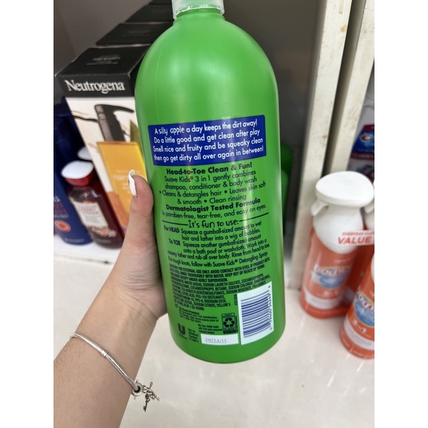 Sữa Tắm Gội Xả 3 In 1 Suave Kids 1.18L Với 2 Mùi Trái Cây