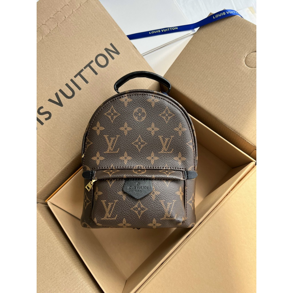 Balo lv hoa nâu bản super 2 box nam châm
