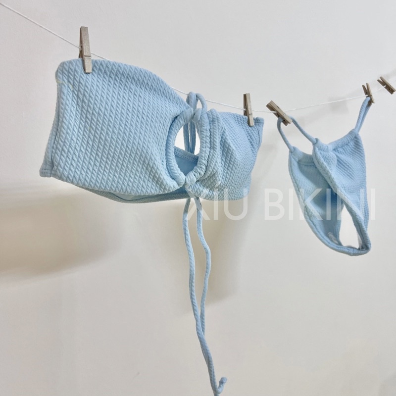Bikini 2 mảnh dáng quây