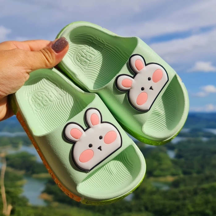 Dép bánh mì cho bé trai bé gái viền chữ hình thỏ- mèo dễ thuong siêu mềm