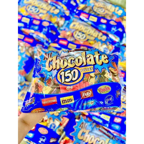Chocolate hỗn hợp 150 viên Kirkland 2.55kg Mỹ