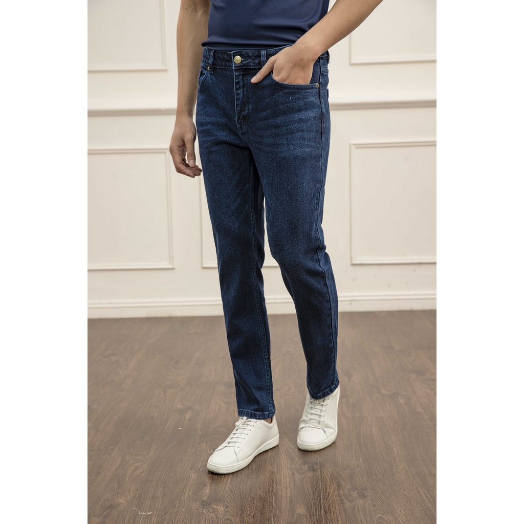 Quần Jeans nam ARISTINO dáng suông nhẹ, thiết kế trẻ trung, năng động - AJN01101