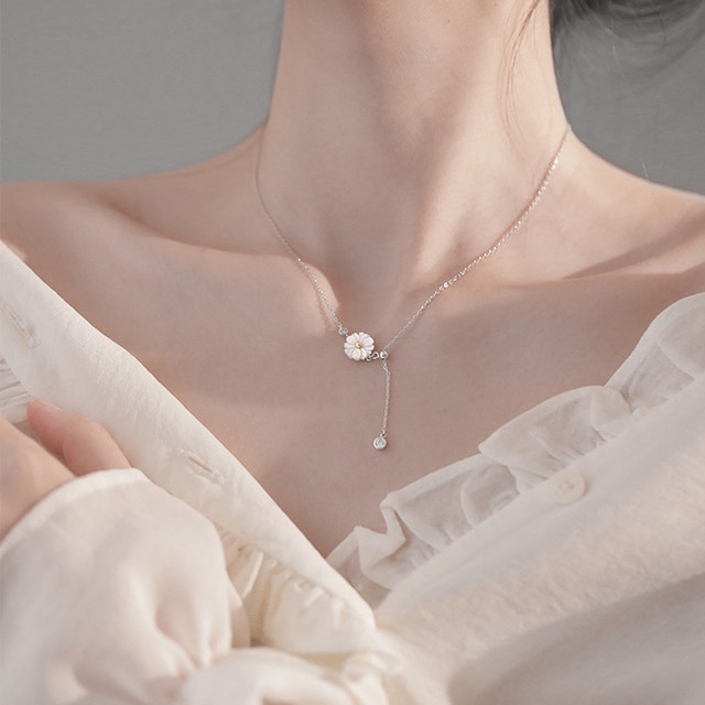 Vòng cổ Mặt Vỏ Sò Đính Hoa Cúc Tua Rua Thời Trang Cho Nữ
