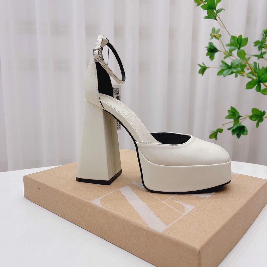 Sandal đế đúp hàng chuẩn cao 13cm không dốc mỏi. full box