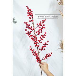 1 Cành đào đông đỏ trang trí tết chiều dài 90CM