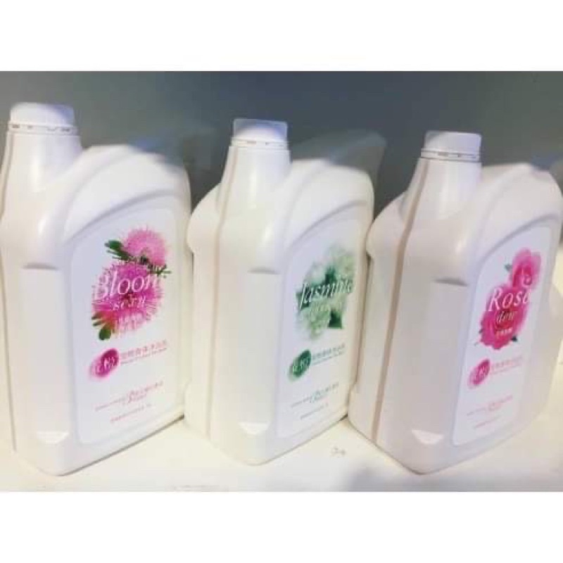 sữa tắm can Joyce&doll 4L TẶNG chai nhỏ 30ml Bloom sexy Jasmine Rose