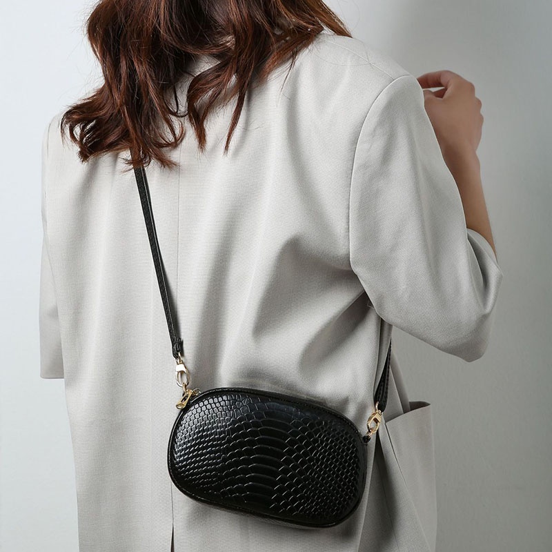 Túi Đeo Chéo Màu Đen Thiết Kế Đơn Giản Thời Trang Cho Nữ