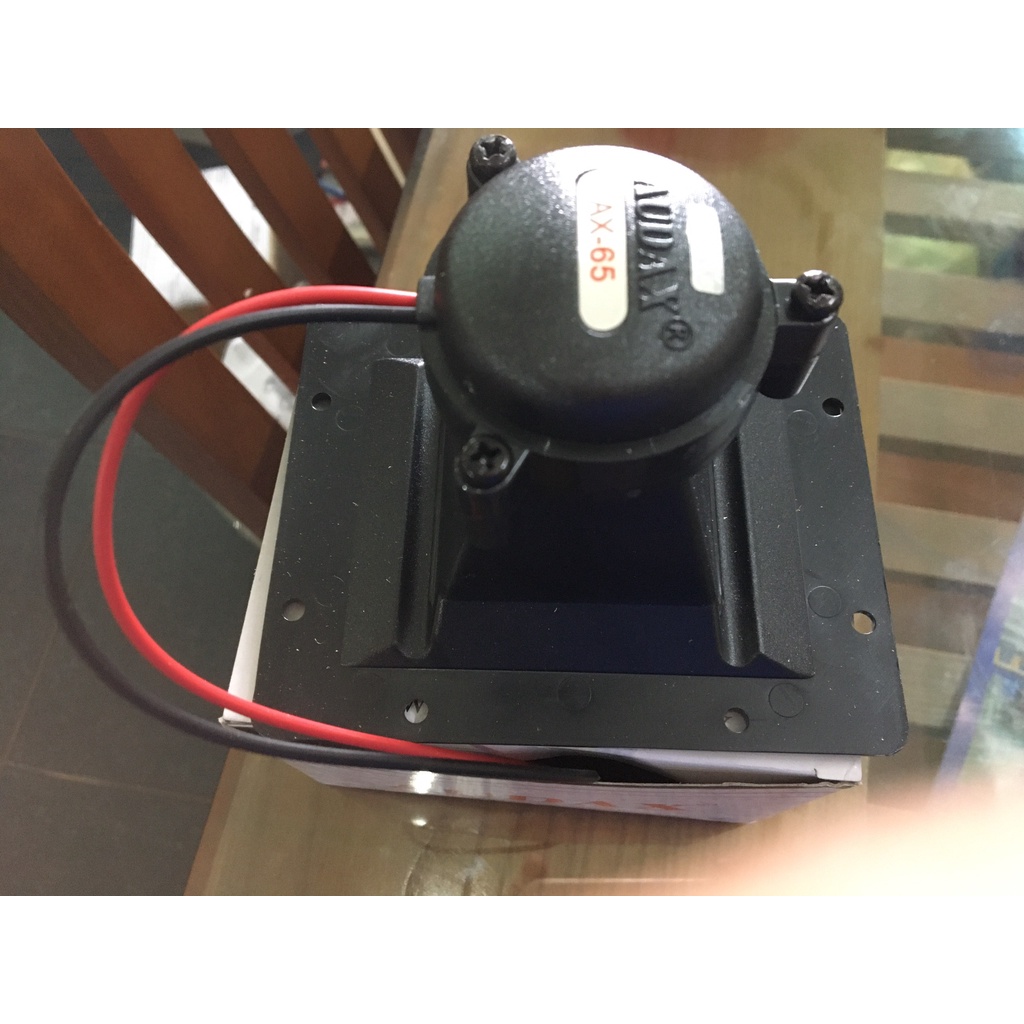 Loa dẫn nhà yến Audax AX65, Loa AX65 có dây