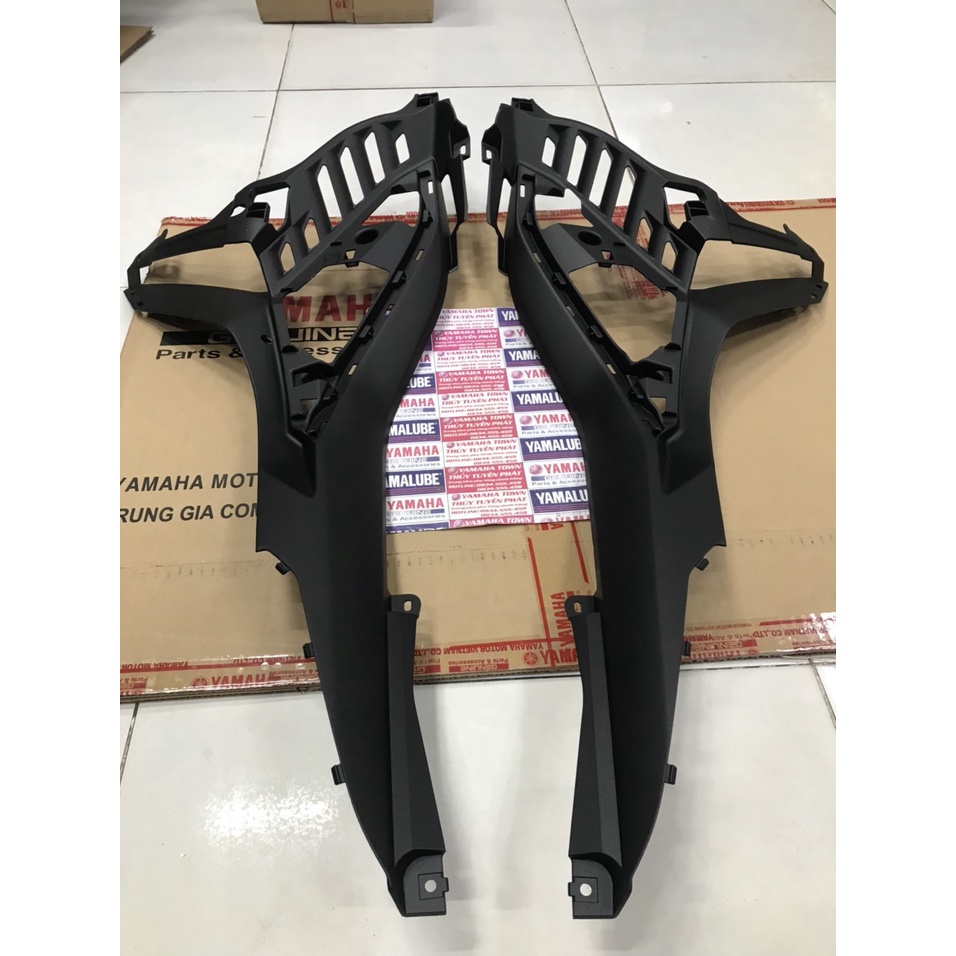 Ốp bịt yếm - ốp nối sườn đen nhám ex 155 zin chính hãng yamaha