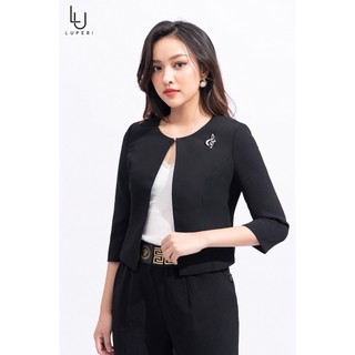 Áo Vest Nữ Công Sở Hai Lớp Cao Cấp LUPERI Thiết Kế Dáng Lửng Tay Lỡ Cổ Tròn Cài Áo Kiểu Cài Khuy LFVEST071