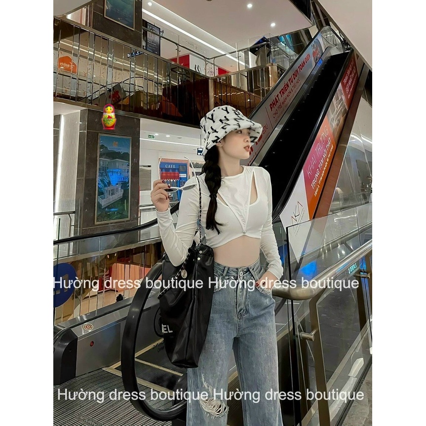 Áo thun nữ kiểu yếm tam giác đính nút khoen cổ tròn chất thun bozip trơn tay dài hot