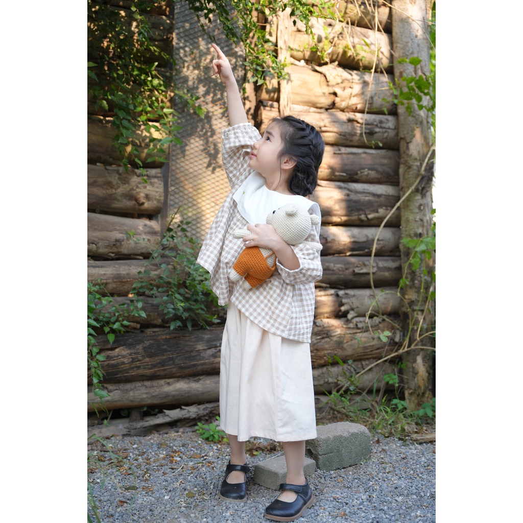 Set áo quần thu đông bé gái chất muslin kẻ caro cổ thủy thủ | Maruko by Moon Ha Kids