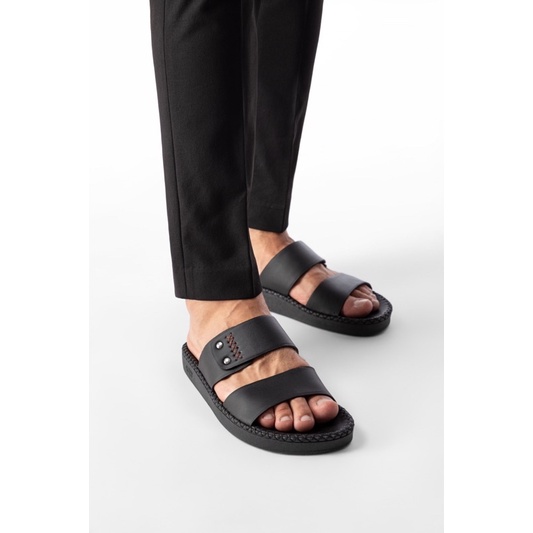 OLD SCHOOL SANDAL QN02D