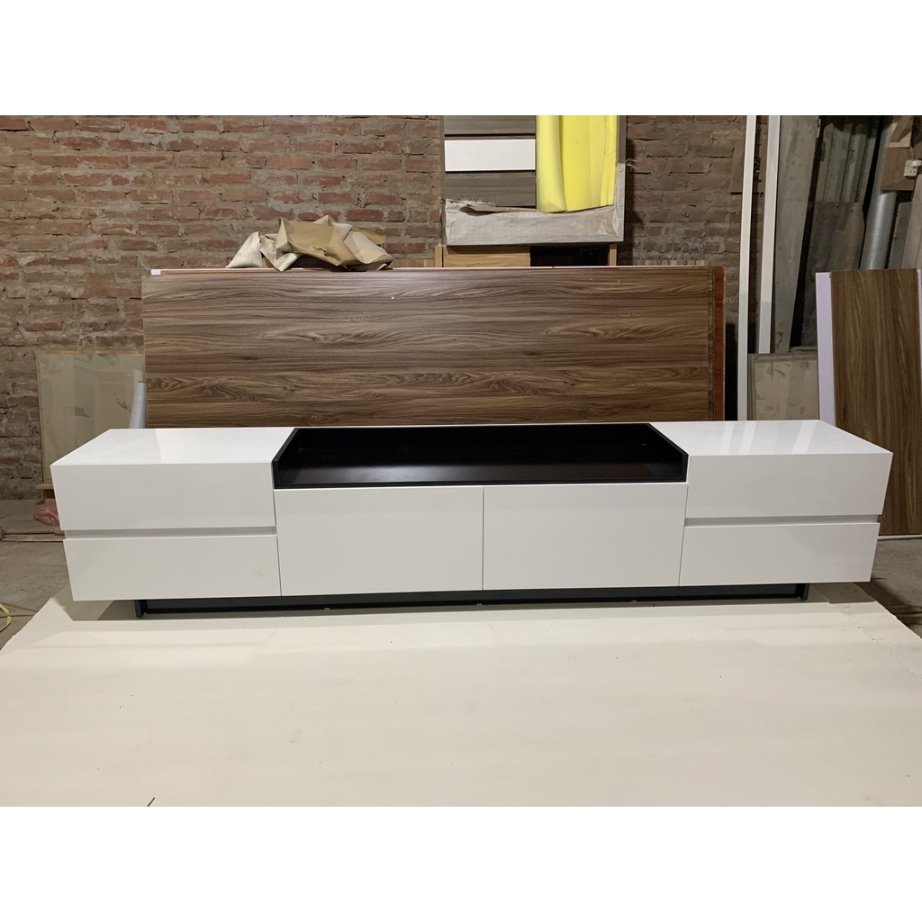 Kệ tivi liền, kích thước 1,6m 1,8m 2m 2,2m, lưu ý đặt hàng qua zalo