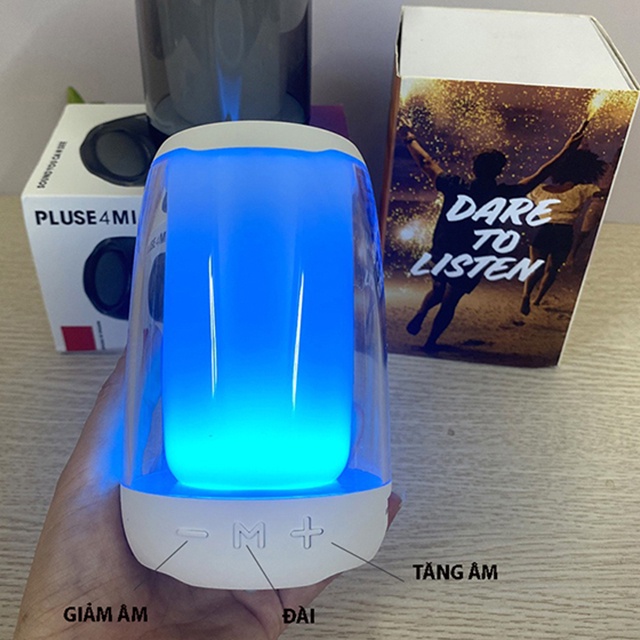 Loa mini bluetooth PLUSE ECOKING,tích hợp các chức năng đèn LED 7 màu nhấp nháy,micro nghe gọi,đài FM sử dụng liên tục 6