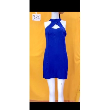 đầm yếm màu xanh coban (dưới size M). S580