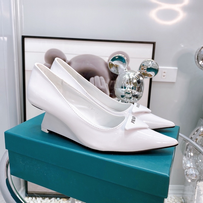 Guốc Xuồng Prada Bóng Trắng Đen Full Size 35-39  -  By Anh Dinh Phuong
