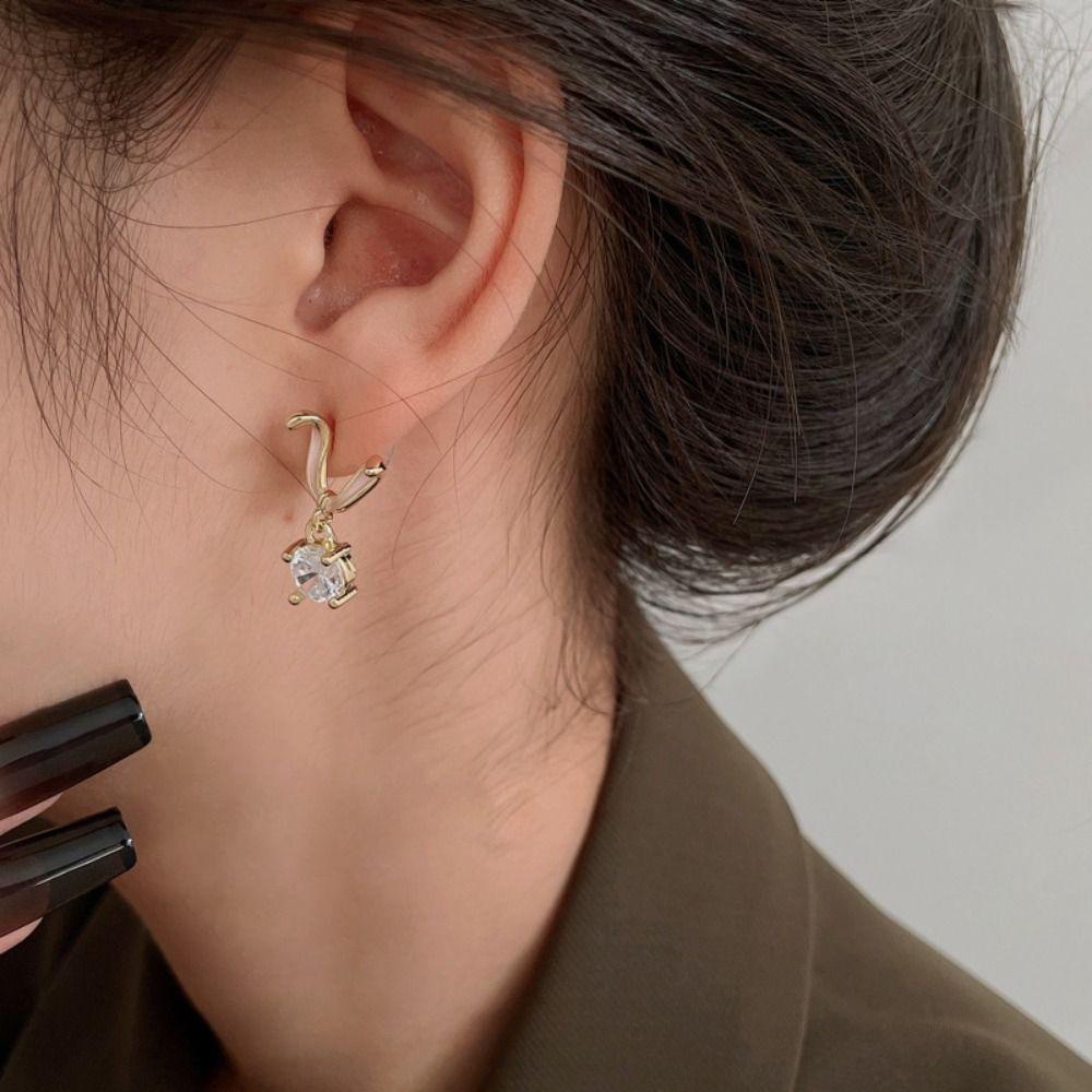 Khuyên Tai Hình Thỏ Mắt Mèo Tráng Men Dễ Thương Cá Tính|Khuyên Tai Phong Cách Vintage Ngọt Ngào