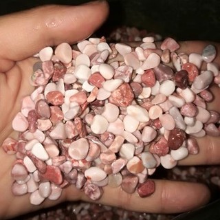 10 kg sỏi hồng cỡ 0,5 - 1 cm, dùng để trang trí sân vườn, bể cá, chậu cây, lọc nước