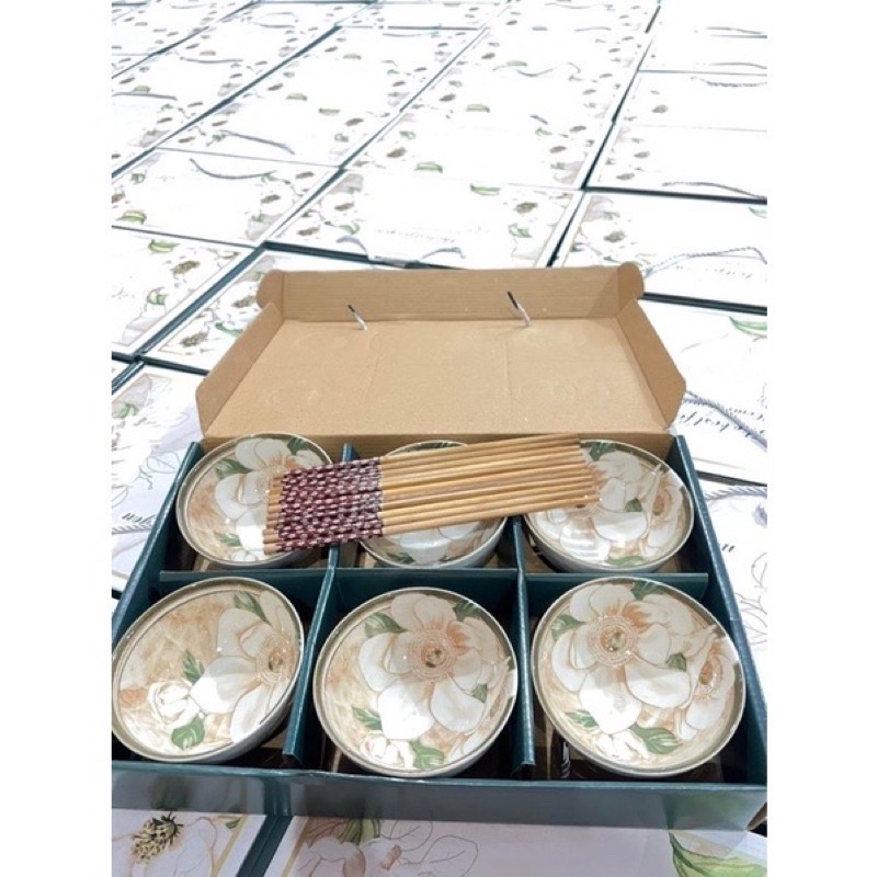 Sỉ 67k -Bộ 6 chén kiểu bông hoa tặng kèm 6 đôi đũa có hộp làm quà tặng