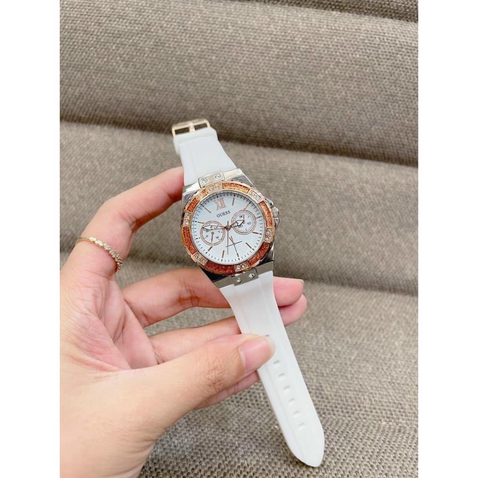 Đồng hồ nữ Guess dấy silicon, viền đính kim cương, hàng full box, thẻ bảo hành 12 tháng - Dongho.guess