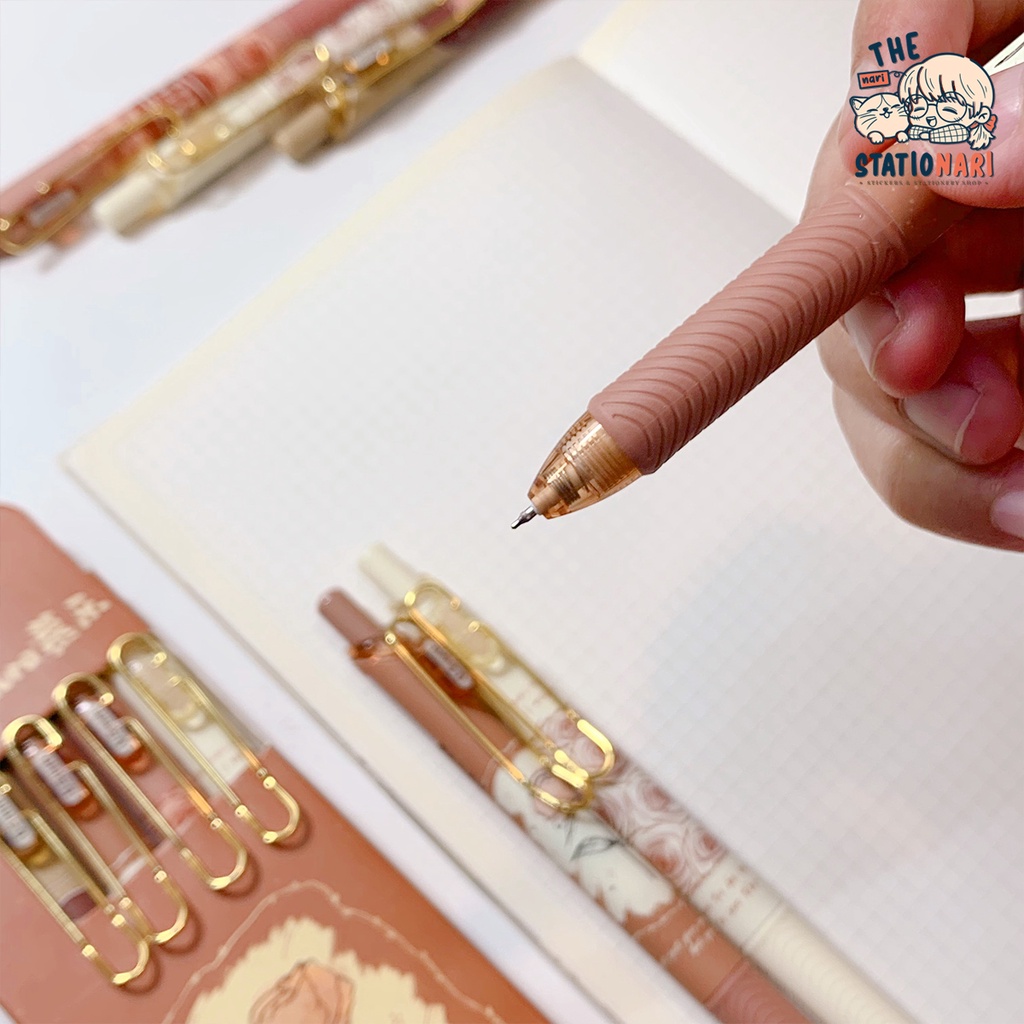 Bút bấm gel đen Mura ngòi 0.5mm Love and Rose