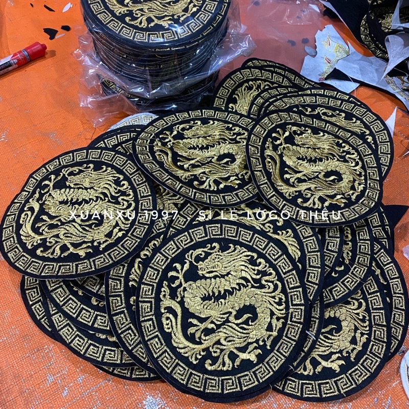 Sticker thêu tròn rồng 16cm