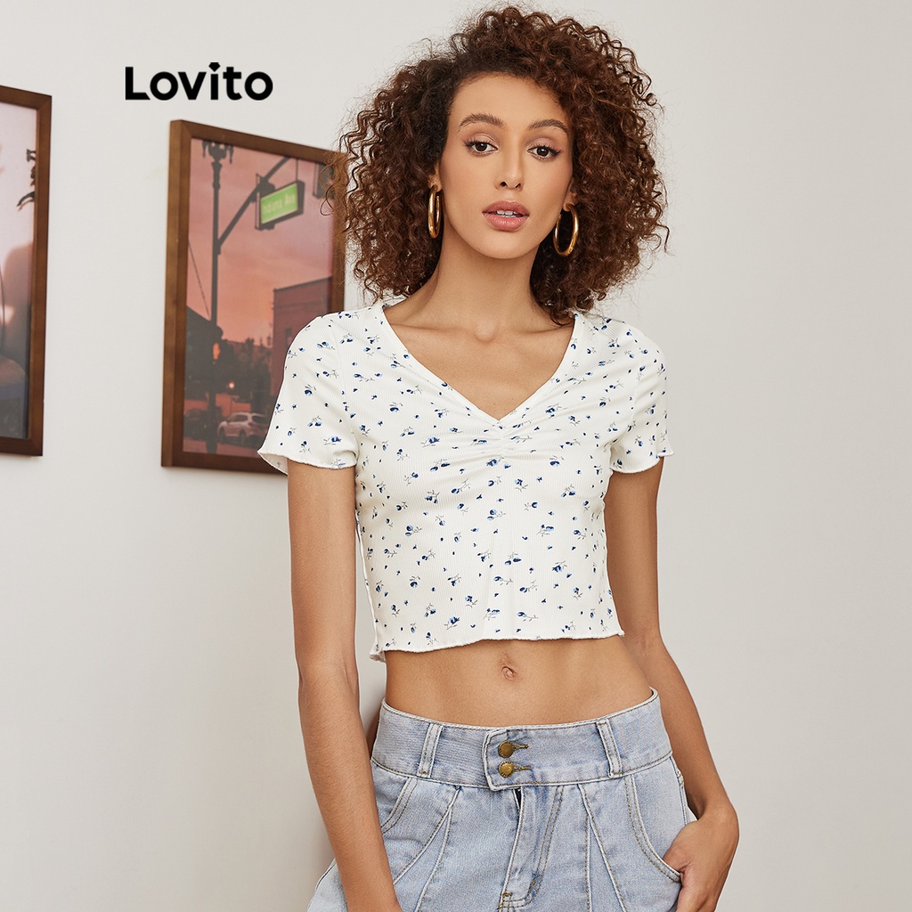 (Hàng có sẵn) Áo thun Lovito cổ V xếp nếp họa tiết hoa phong cách thường ngày L19D380 (Màu trắng)