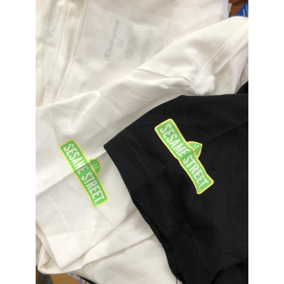 Áo thun cổ tròn in hoạt hình