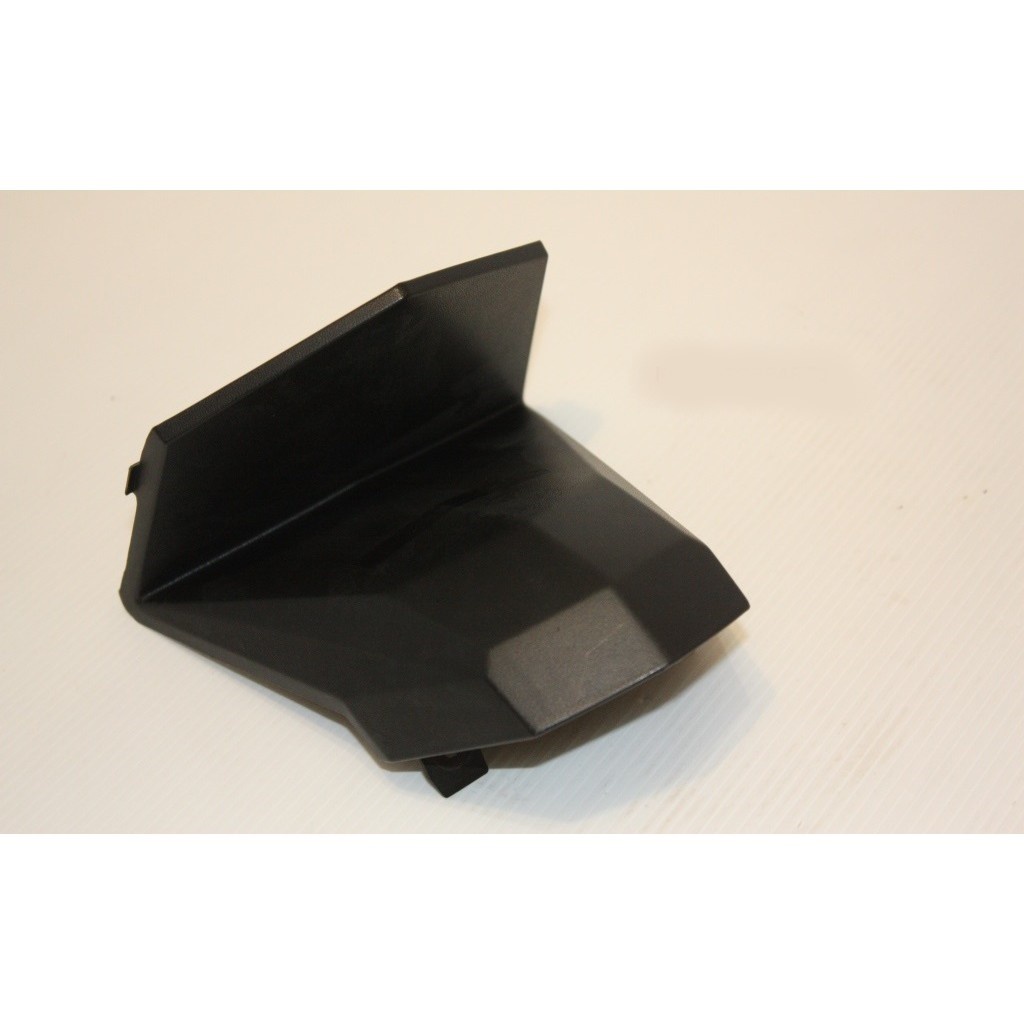 Chụp đèn biển số cóc đuôi Click Vario 125 150 2015 2016 2017