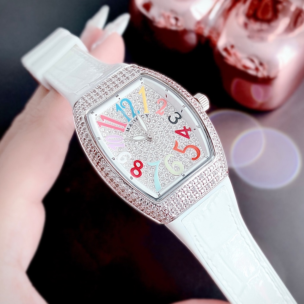 Đồng Hồ Nữ Madocy M81666 Dây Silicone Trắng Silver 33mm