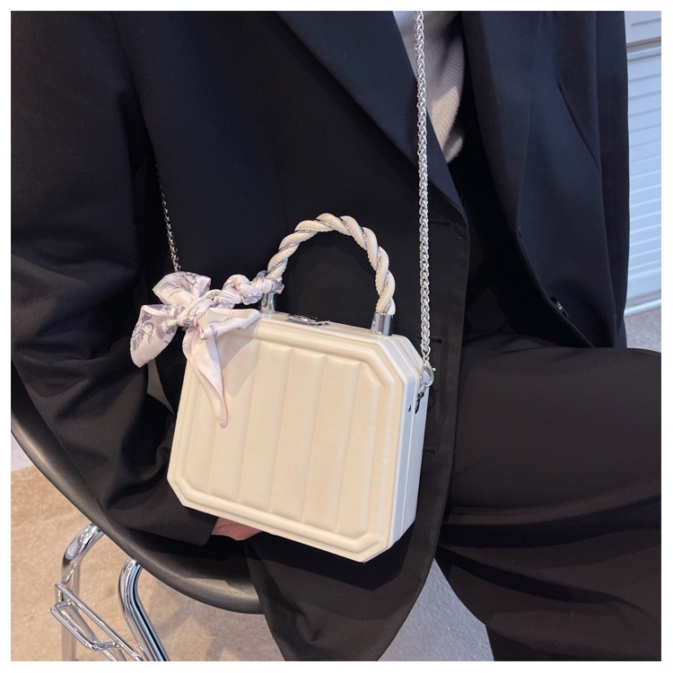 Túi Xách Nữ Đeo Chéo Hình Hộp Phối Nơ Lụa Xinh Xắn