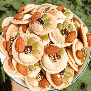 Kẹo Hạt Điều Hạnh Nhân