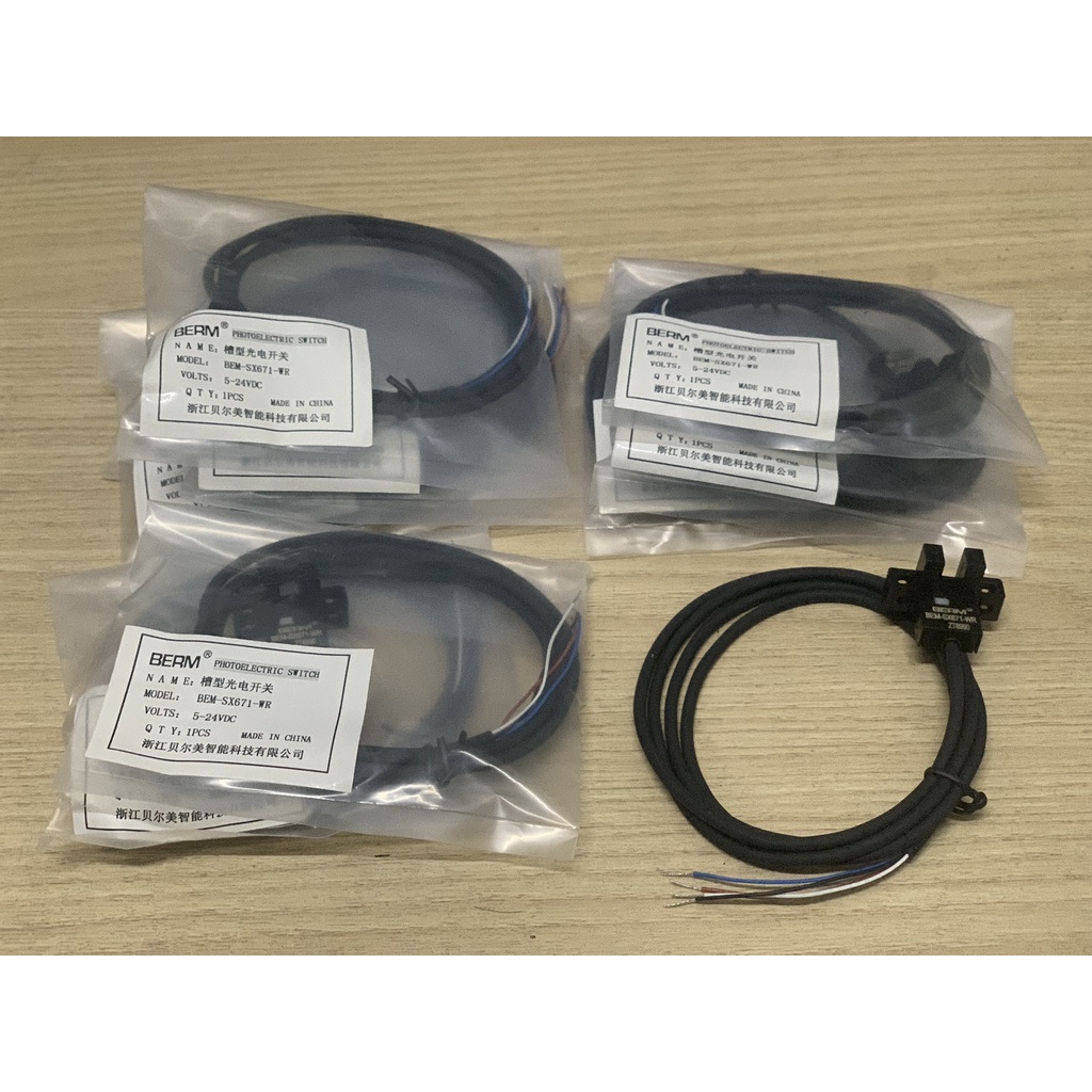 Cảm biến quang EE-SX671-WR